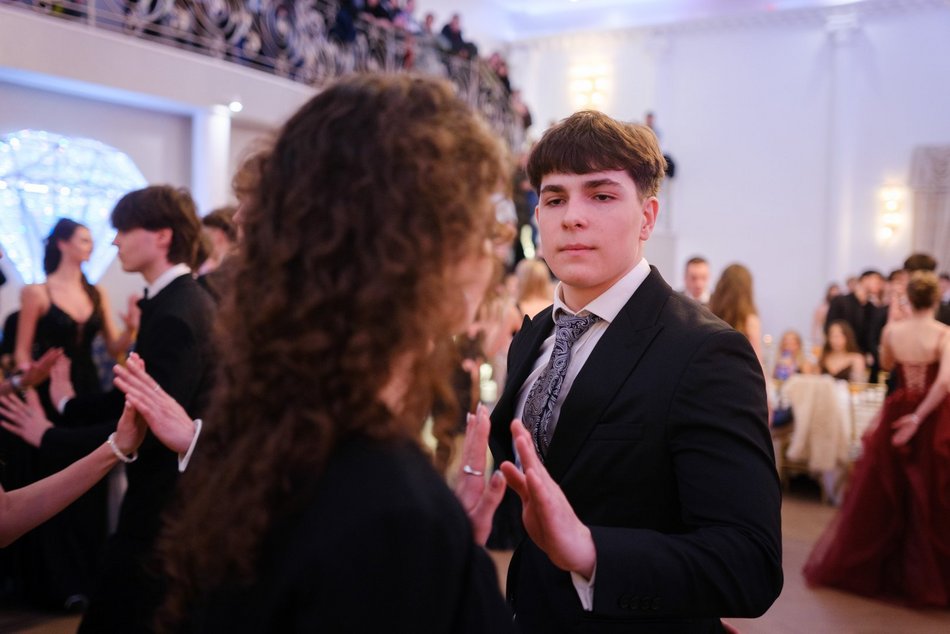 Studniówka XV w Łodzi. Niezapomniane chwile i piękne wspomnienia