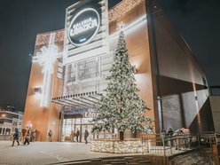 Łódź. Rozświetlony spacer po Łodzi! Zobacz, jak iluminacje rozjaśniają wieczór w mieście