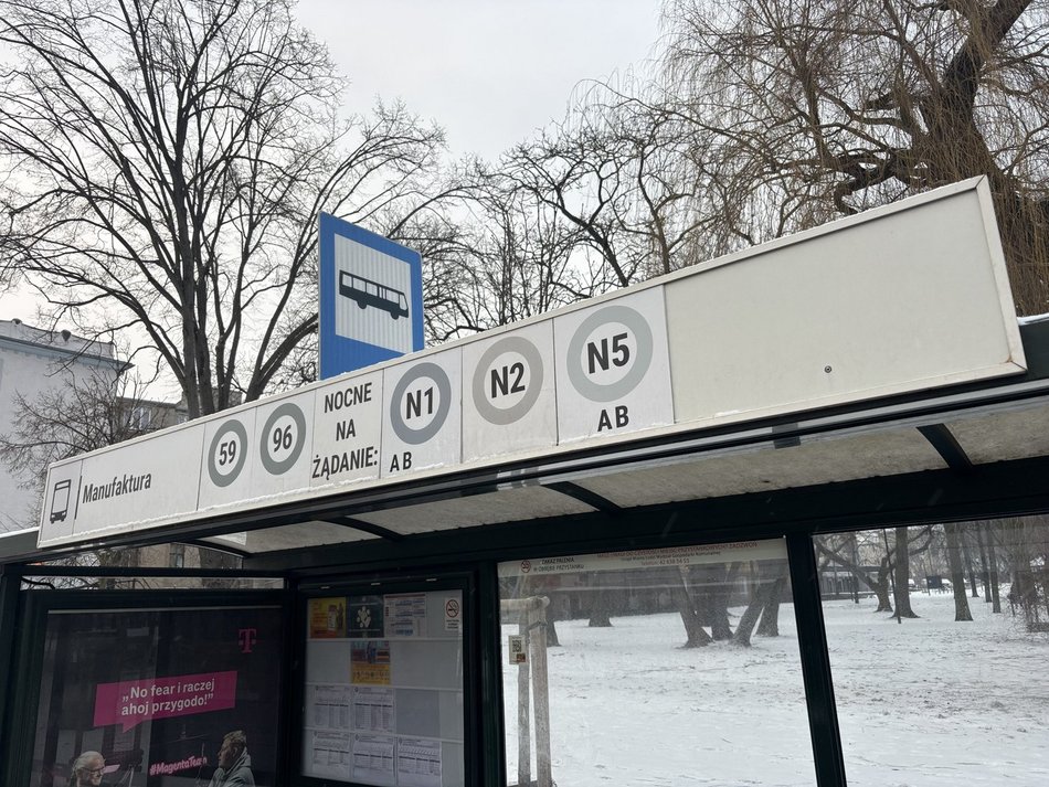 Nowe przystanki MPK Łódź przy Manufakturze. Zmieszczą się dwa autobusy!
