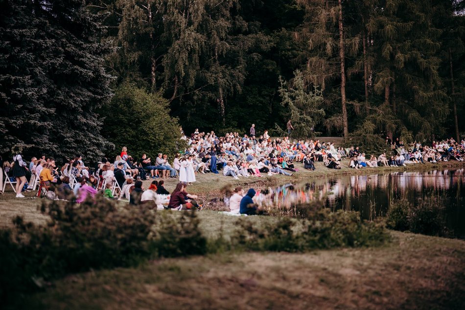 Łódź. Noc Świętojańska w Ogrodzie Botanicznym w Łodzi. Pełno magii, tańca i niezwykłych rytuałów
