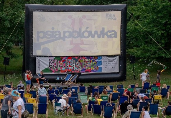 Łódź. Psia Polówka na Teofilowie w Łodzi. To już ostatnia w tym sezonie!