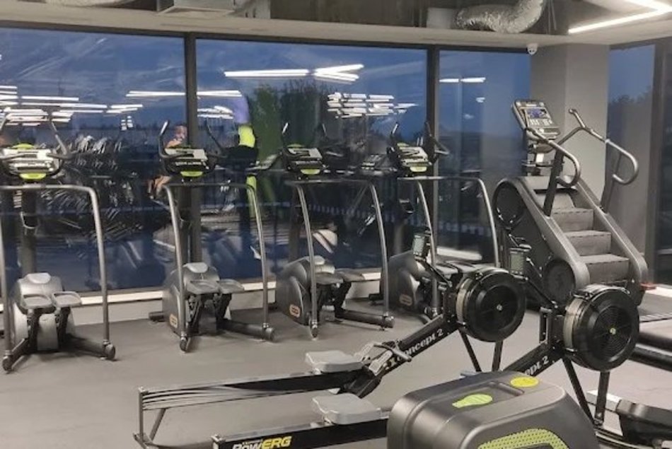 Łódź. Restauracje, siłownia, pilates przy skrzyżowaniu marszałków