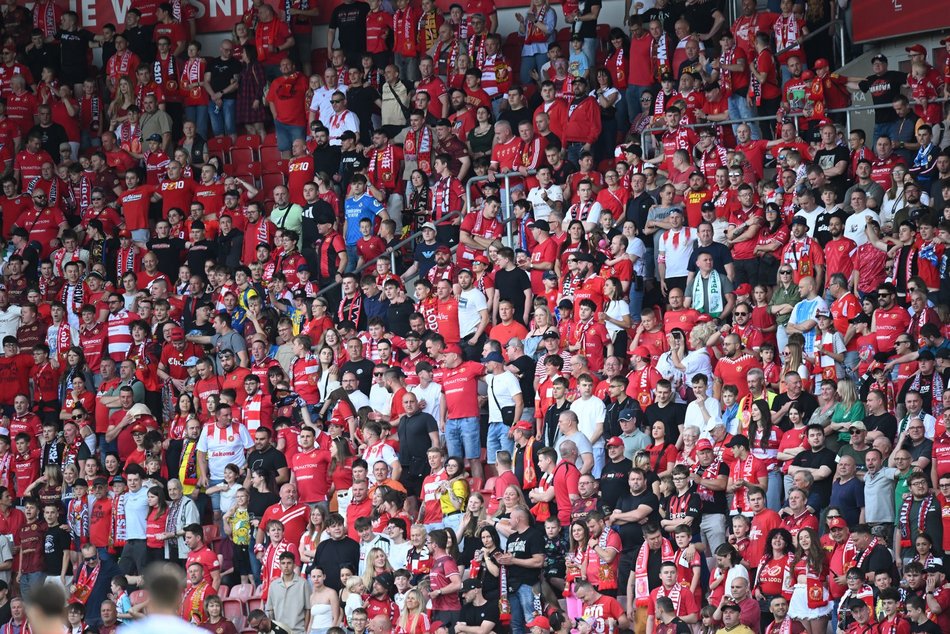 Łódź. Kibice na meczu Widzew II Łódź - Pelikan Łowicz. Odszukaj się w galerii!