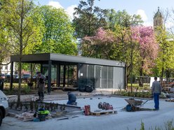 Plac Komuny Paryskiej w remonecie