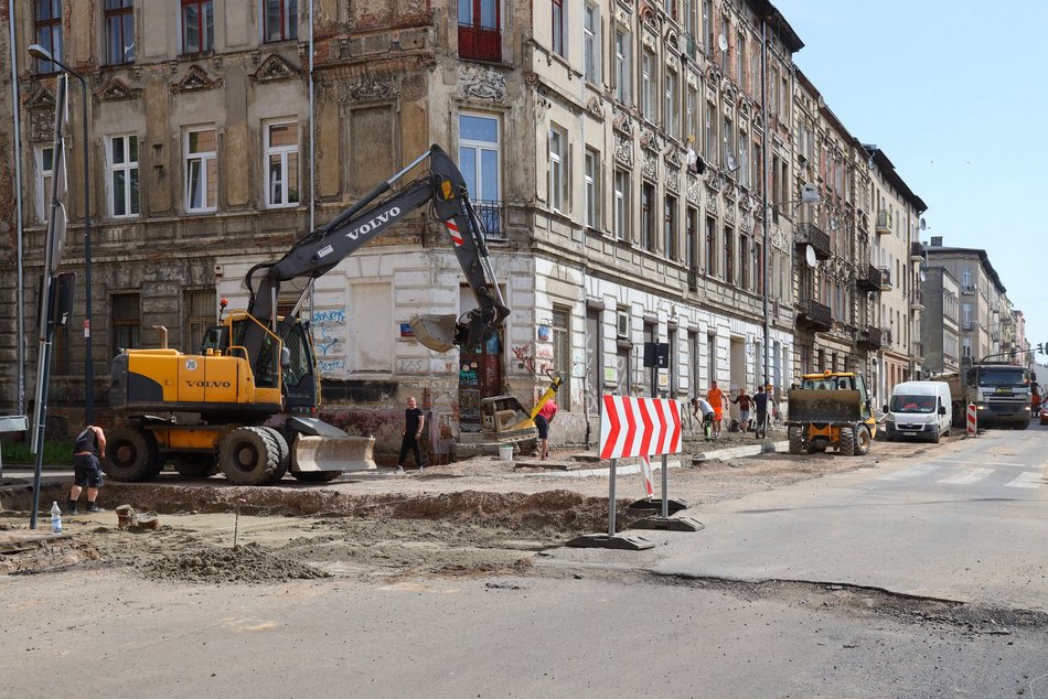 prace remontowe na ulicy Struga