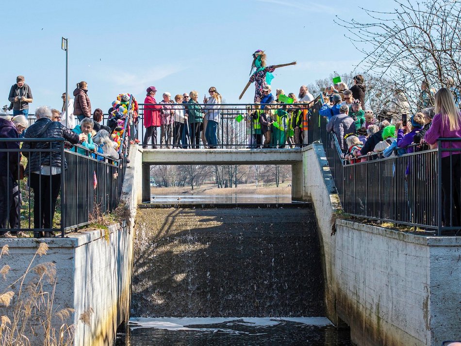 Łódź. Wielopokoleniowe Powitanie Wiosny na Stawach Jana. Jak było? Zobacz!