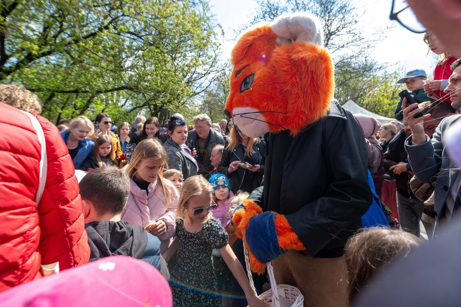 Muminek odsłonięty! Nowa rzeźba na Szlaku Łódź Bajkowa