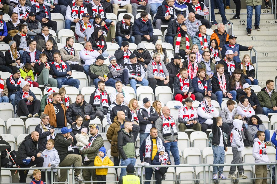 Kibice na meczu ŁKS Łódź z GKS Tychy. Byłeś? Znajdź się w galerii!