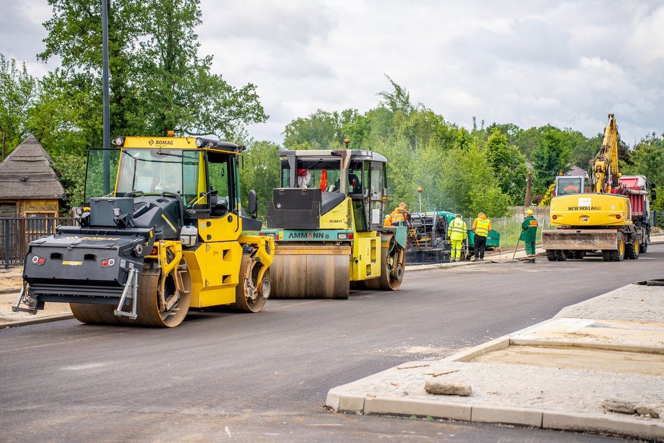 Łódź. Remont Szczecińskiej w Łodzi na finiszu. Wiemy, kiedy dojedziemy nią do trasy S14!