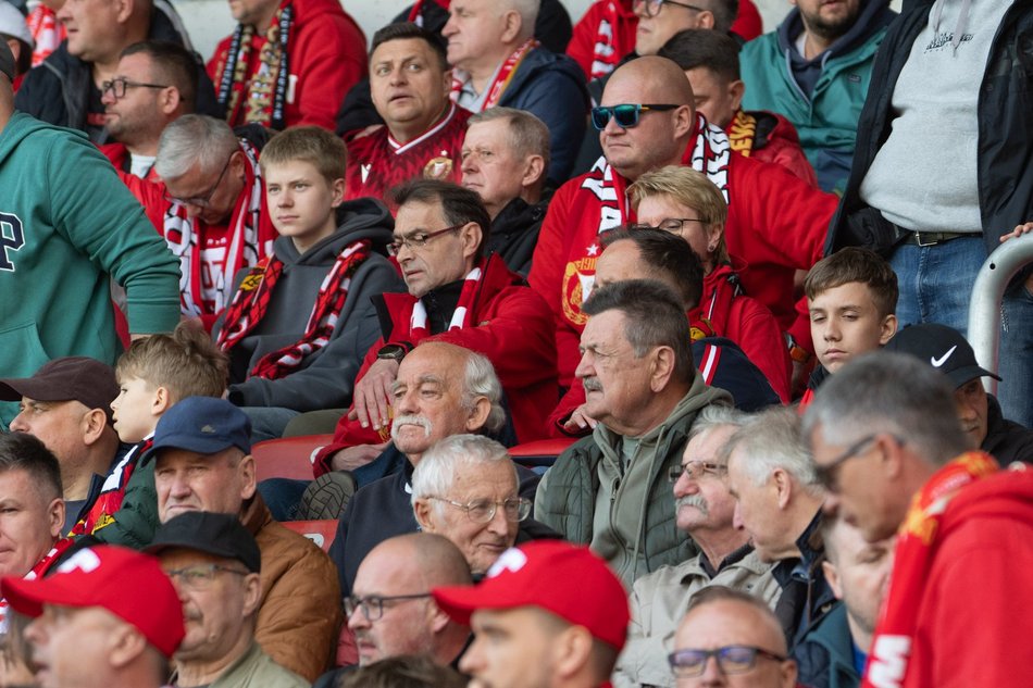 Łódź. Kibice na meczu Widzew Łódź - Lechia Gdańsk. Byłeś/aś? Znajdź się na trybunach!