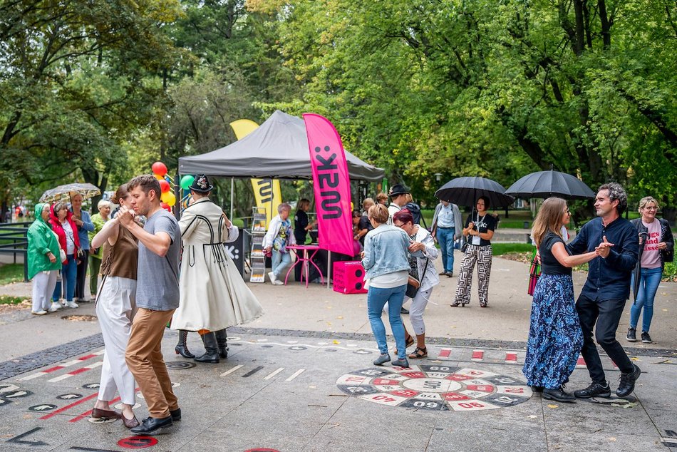 Łódź. Piknik w parku Śledzia w Łodzi. Atrakcje dla całej rodziny!