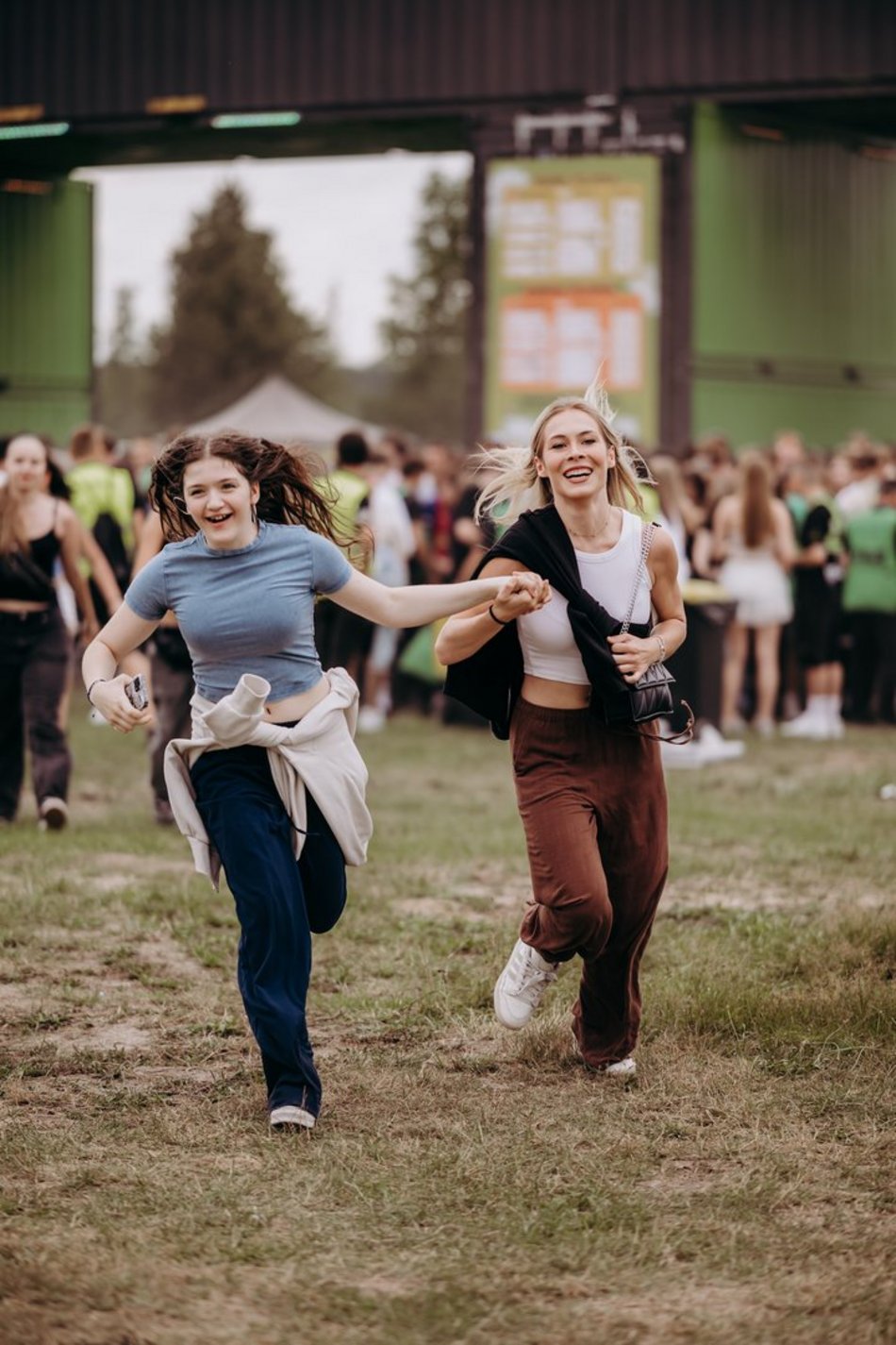 Łódź Summer Festival 2025 wystartował! Otwarcie bram i tłumy biegnące pod scenę!