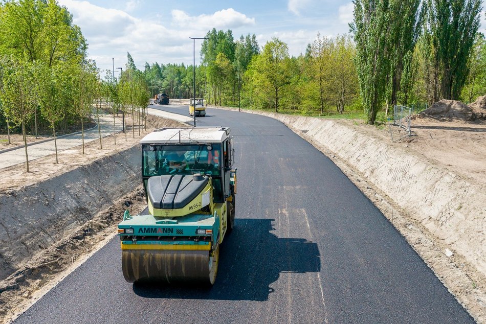 Łódź. Remont Kaczeńcowej w Łodzi. Kiedy będzie nowy asfalt i jakie są plany prac na Teofilowie?