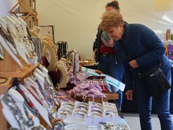 Łódź. Niedziela na targach rękodzieła w Manufakturze