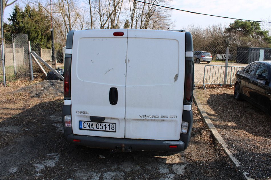 Wylicytuj BMW lub Opla. Kolejne auta odholowane z ulic Łodzi trafiły do sprzedaży