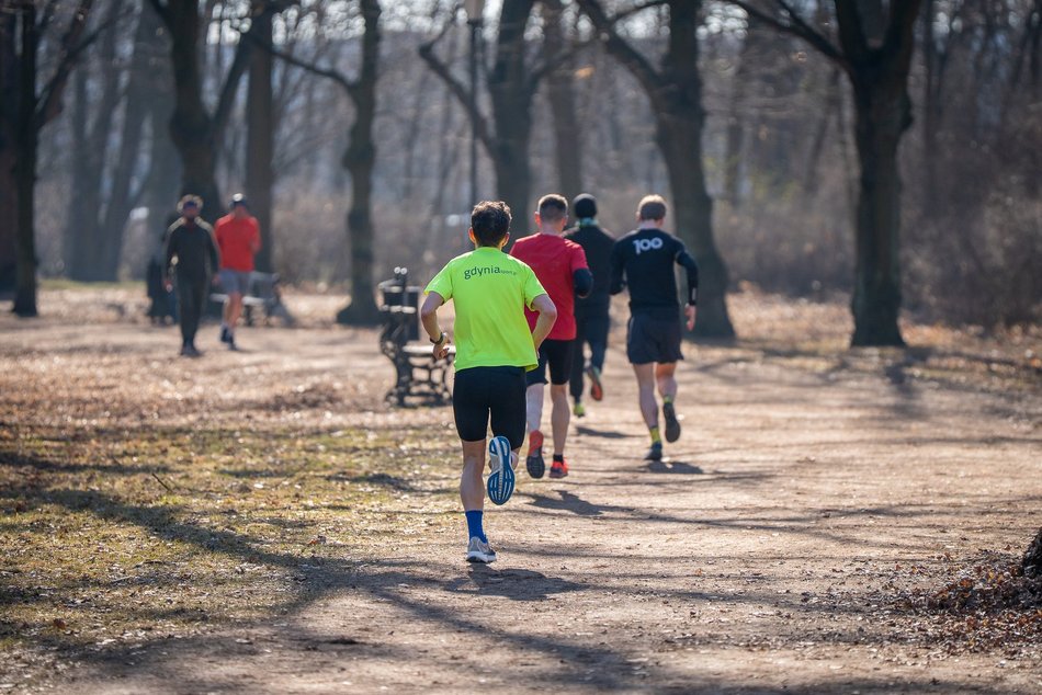 Łódź. Parkrun w Parku Poniatowskiego w Łodzi. Brałeś udział w biegu? Znajdź się na zdjęciach!
