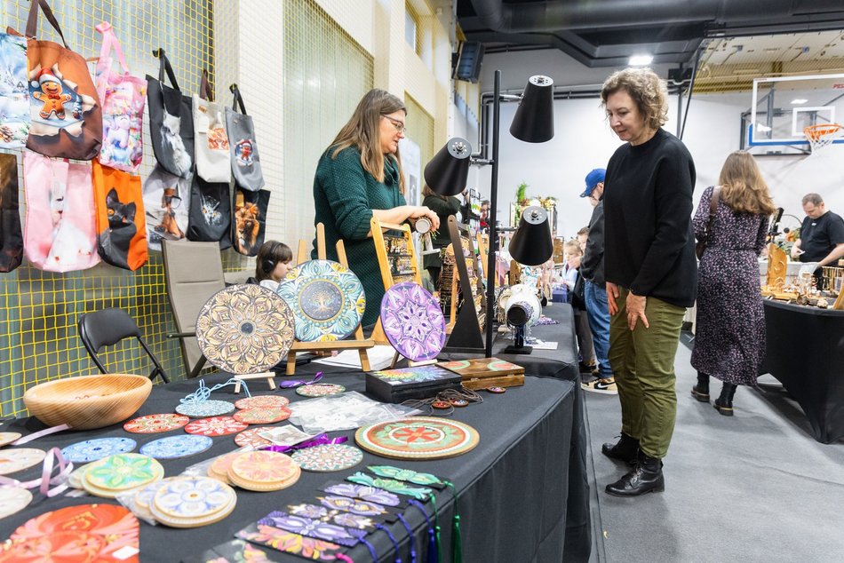 Łódź. Świąteczne Targi Starocie na Księżym Młynie w Łodzi. Znajdziesz tam unikatowe prezenty