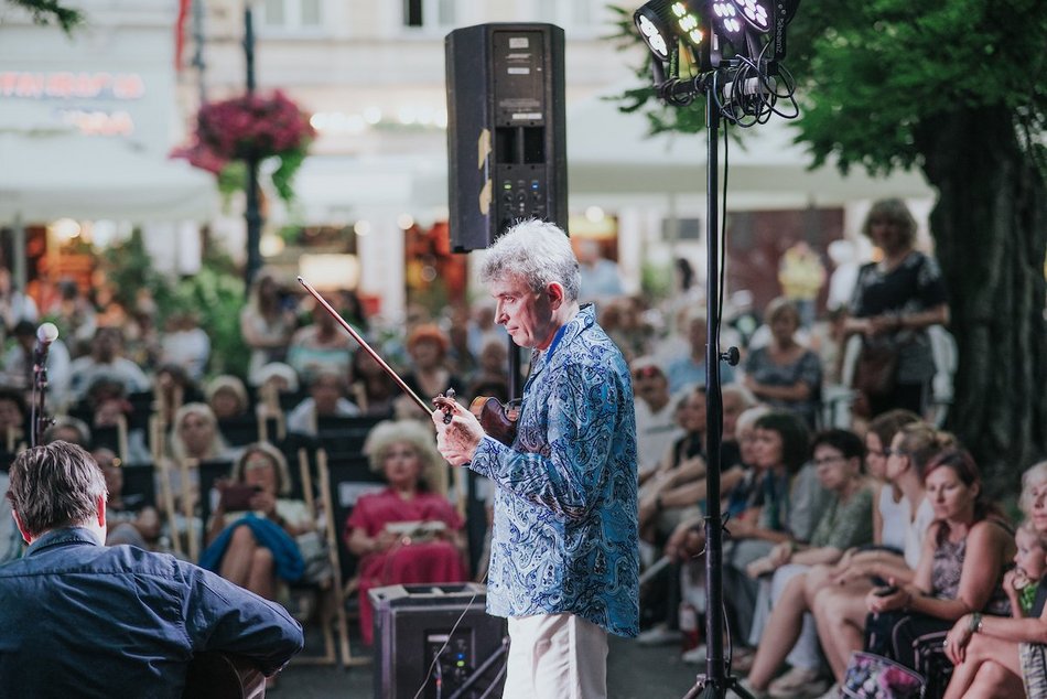 Łódź. Piotrkowska Kameralnie. Kolejny muzyczny wieczór w pasażu Rubinsteina w Łodzi