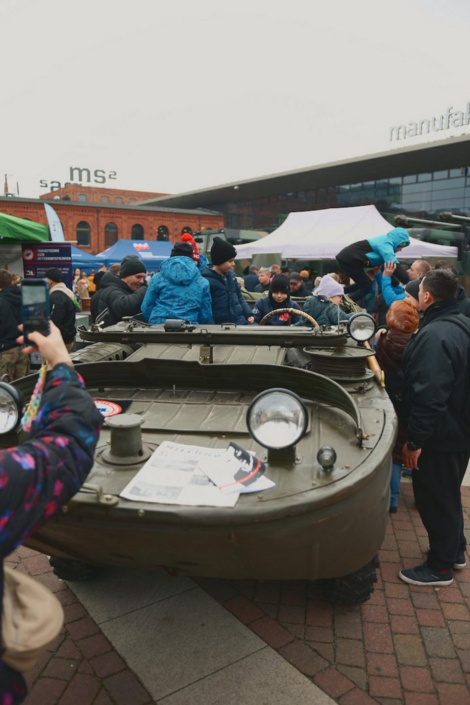 Łódź. Piknik Niepodległościowy w Manufakturze. Tak świętują łodzianie!