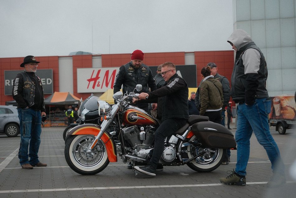 Łódź. Sezon motocyklowy w Łodzi zakończony! Pasjonaci spotkali się pod Portem Łódź