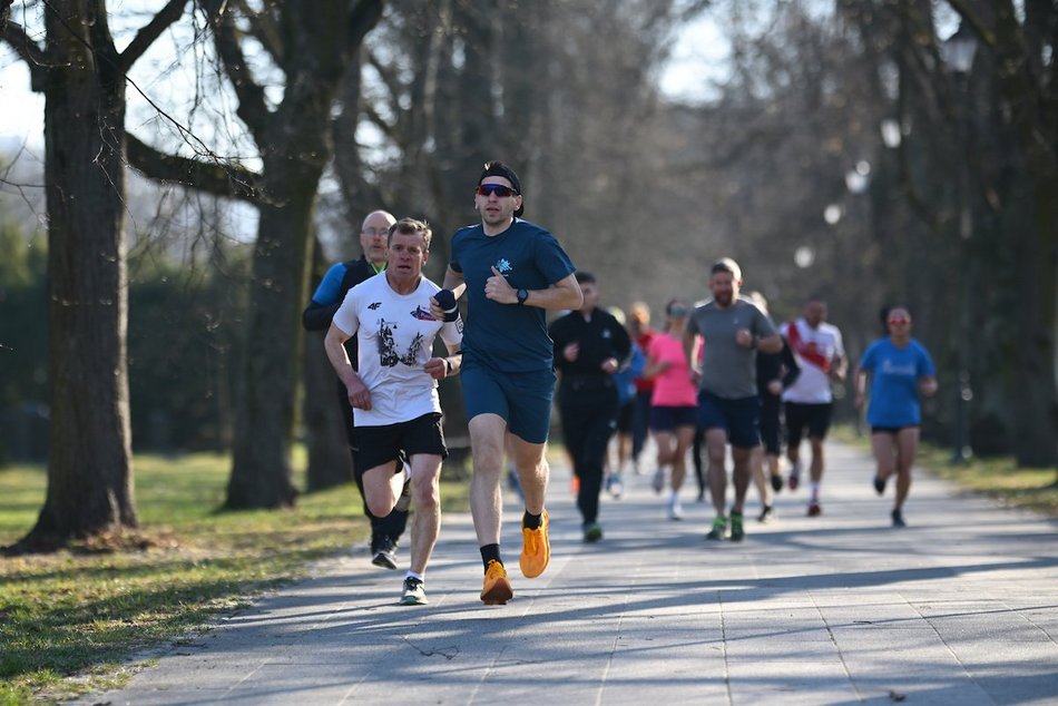 Łódź. Wielkanocny Parkrun w Parku Poniatowskiego