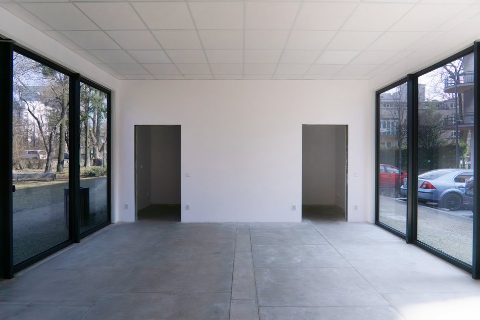 Łódź. Plac Komuny Paryskiej w Łodzi otwiera się na najemców. Stwórz tam własny biznes!