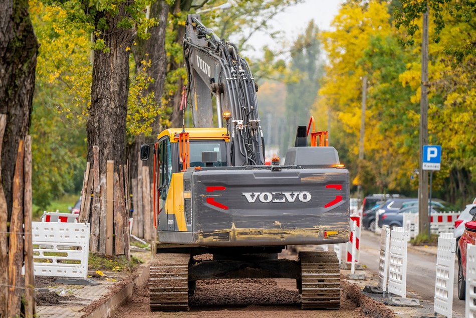 Remont Źródłowej w Łodzi. Jest już nowy asfalt, przystanki MPK Łódź prawie gotowe