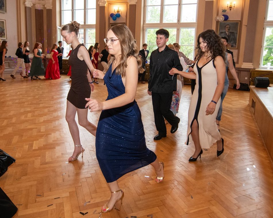 Łódź. A po maturze… bawiliśmy się doskonale! Bal pomaturalny w III LO w Łodzi