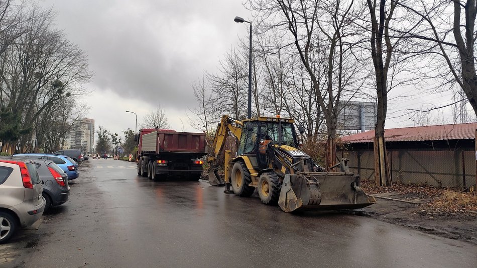 Łódź. Remont Bartoka. Będzie nowa nawierzchnia, chodniki i miejsca parkingowe