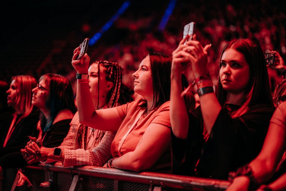 Łódź. 5 Seconds Of Summer w Atlas Arenie w Łodzi. Wielkie show i hala pękająca w szwach!