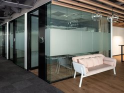 Łódź. Bonprix w biurowcu Nowa Fabryczna w Łodzi. Nowa siedziba, nowe możliwości