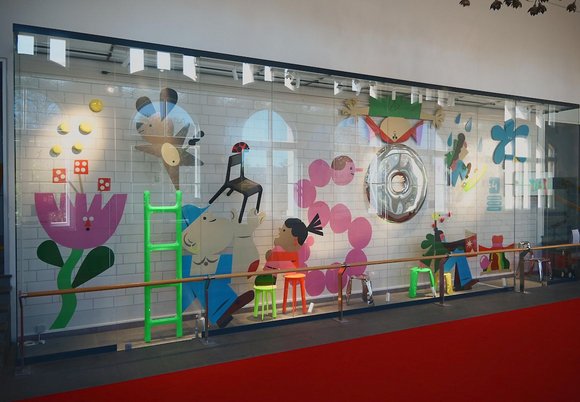 Łódź. „Pompowane Opowieści". Wystawa Oskara Zięty i Pawła Mildnera w Teatrze Arlekin w Łodzi