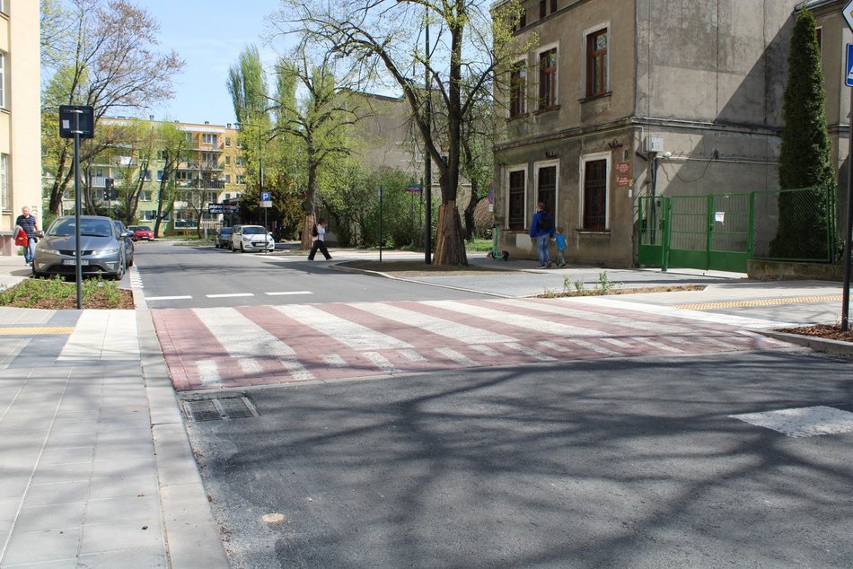 Remont Leczniczej w Łodzi dobiegł końca. Jak obecnie wygląda ulica?