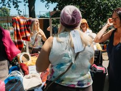 Słoneczny Targ staroci i rękodzieła na Księżym Młynie