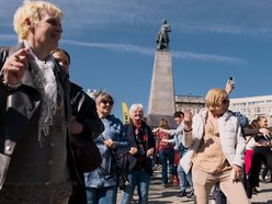 Roztańczeni Łodzianie na Placu Wolności! Tak świętowali Międzynarodowy Dzień Tańca