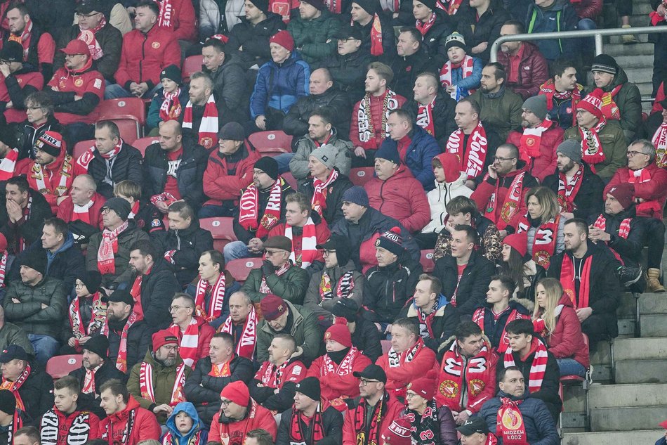 Kibice na meczu Widzewa Łódź z Jagiellonią Białystok