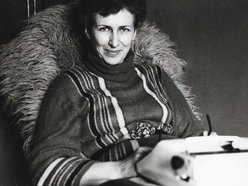 Łódź. Pomiędzy światami i pokoleniami. Wanda Jakubowska, Joanna Kulmowa, Rachela Lipstein i Dina Matus