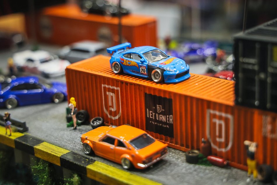 Łódź. Hot Wheels opanowały halę Expo Łódź! Setki miniatur aut, wyścigi na żywo i nie tylko!