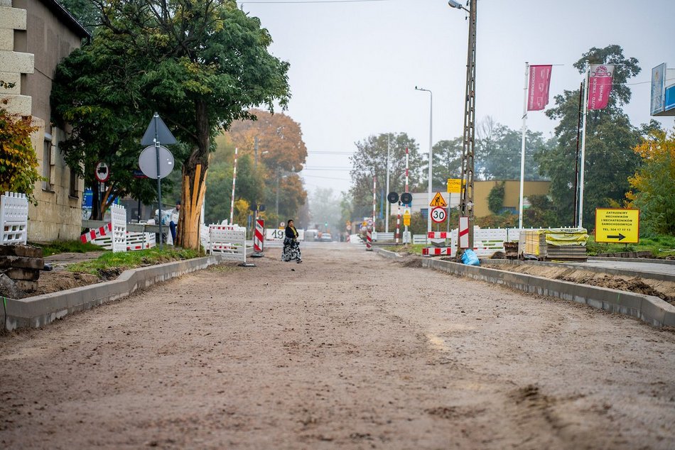 Remont Tuszyńskiej w Łodzi. Widać już nową podbudowę