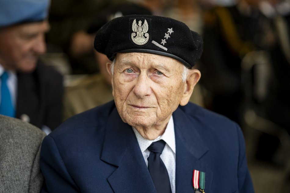 Piknik militarny w parku Helenów