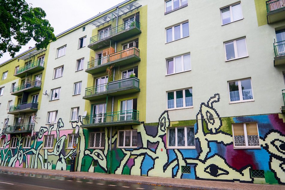 Łódź. Nowy mural w centrum Łodzi! Tak kolorowo tam jeszcze nie było