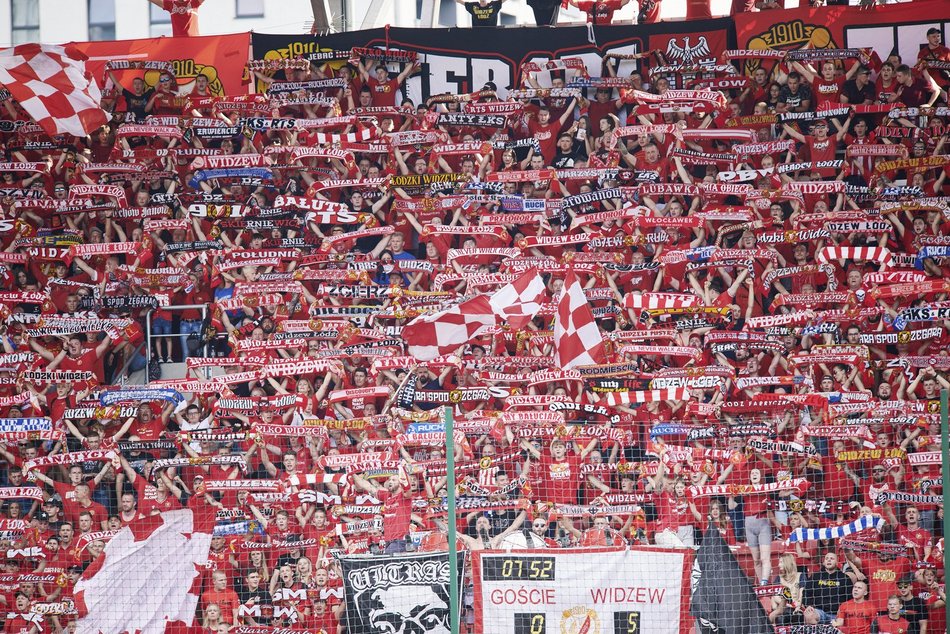 Kibice na meczu Widzew Łódź - Cracovia