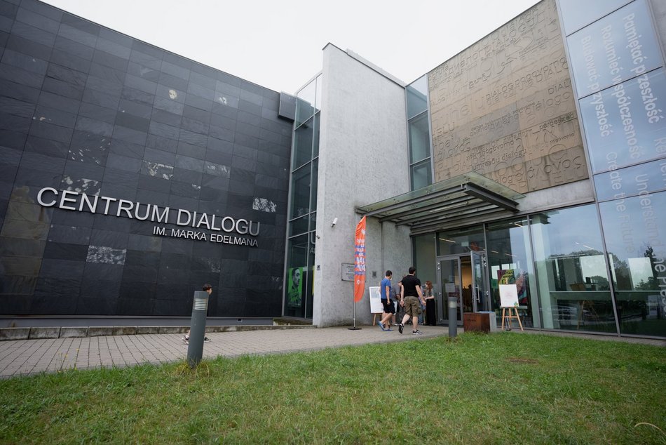 Łódź. Nowy program Centrum Dialogu w Łodzi. Festiwal Wielu Kultur, pikniki, spotkania, debaty i więcej