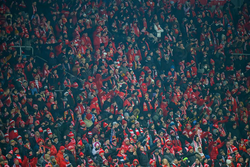 Łódź. Kibice na meczu Widzew Łódź - Cracovia. Byłeś/aś? Znajdź się w galerii!