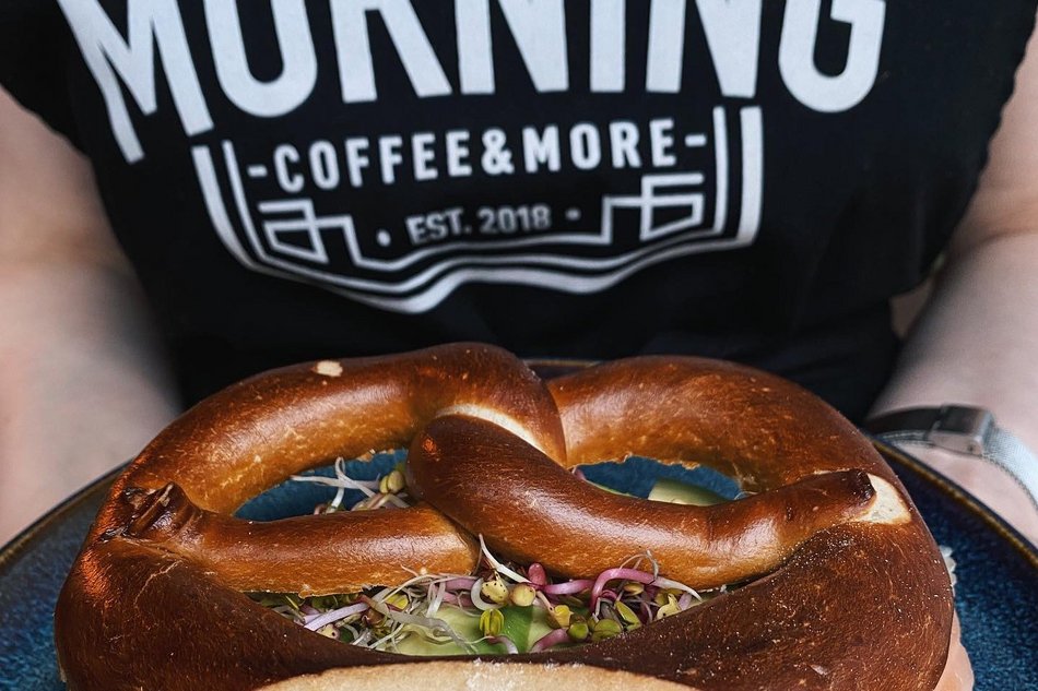 Restauracje w Łodzi. MORNING na Dąbrowie