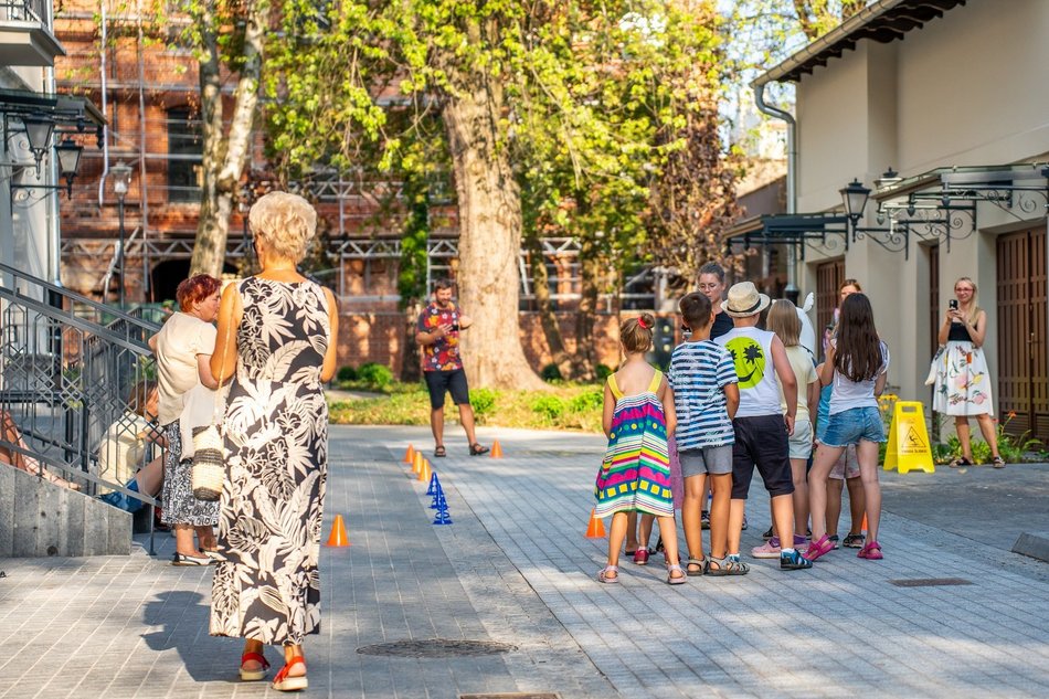 Otwarcie podwórka przy Piotrkowskiej 118