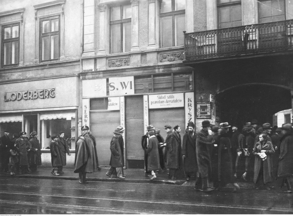 Szyldy i reklamy dawnej Łodzi