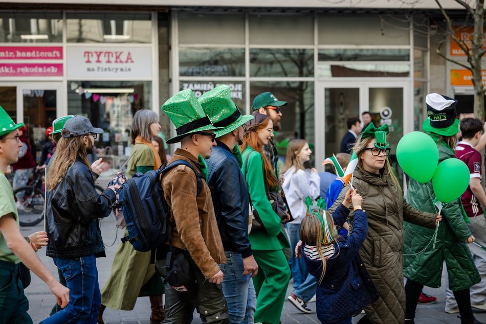 Zielona parada przeszła Piotrkowską! Tłumy świętują z okazji Dnia Świętego Patryka