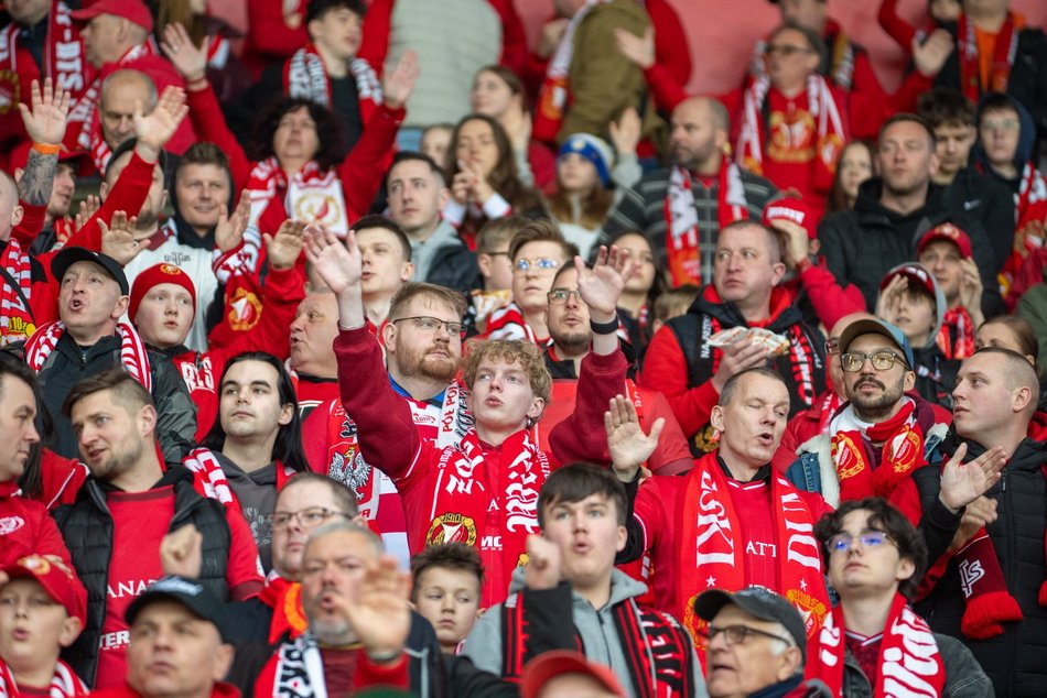 Łódź. Kibice na meczu Widzewa Łódź z Górnikiem Zabrze. Byłeś/aś? Znajdź się w galerii!