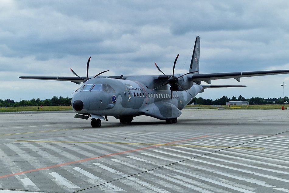 Dwa samoloty odebrały narządy do przeszczepu z lotniska w Łodzi